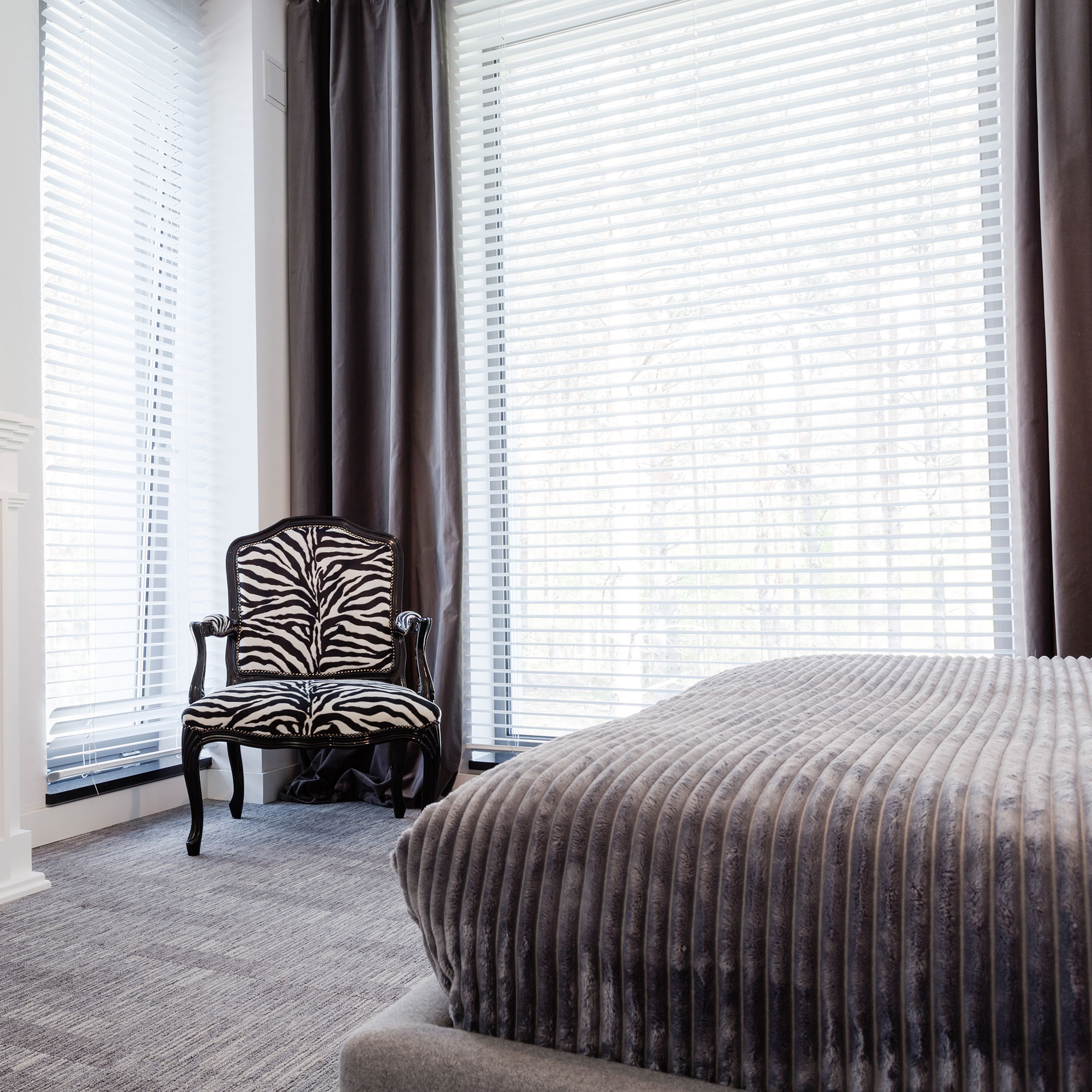 Roller Blinds & Vision Duo Roller Blinds aspect.je